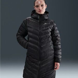 Nike Women's Hooded Black Puffer Jacket